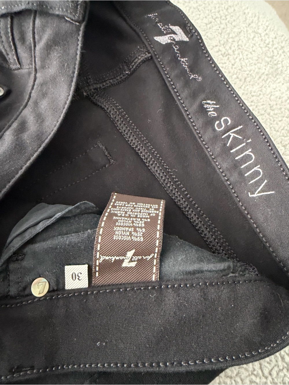 7 For All Mankind Women's Skinny Jeans in Black the skinny - Picture 2 of 4